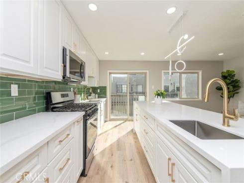 7  sunup  , Irvine, CA