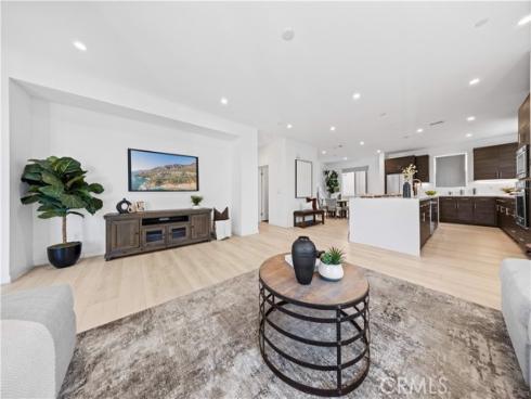 161  Schick  , Irvine, CA