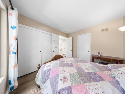 11  Palos  55 , Irvine, CA