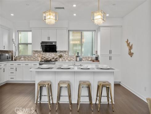 158  Placemark  , Irvine, CA