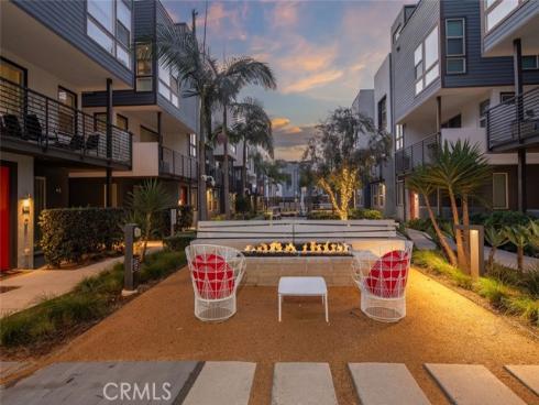 158  Placemark  , Irvine, CA