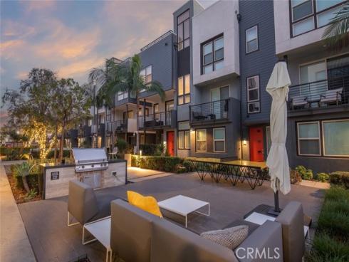 158  Placemark  , Irvine, CA