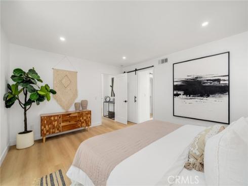 1  Misty Meadow #30  , Irvine, CA