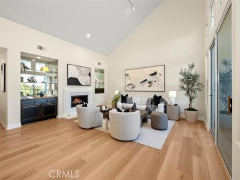 22 Delphinus , Irvine, CA