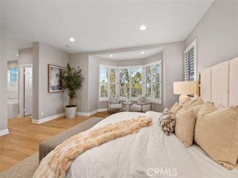 22 Delphinus , Irvine, CA