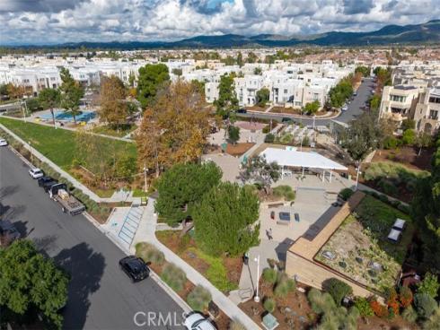 169  Carmine  , Irvine, CA