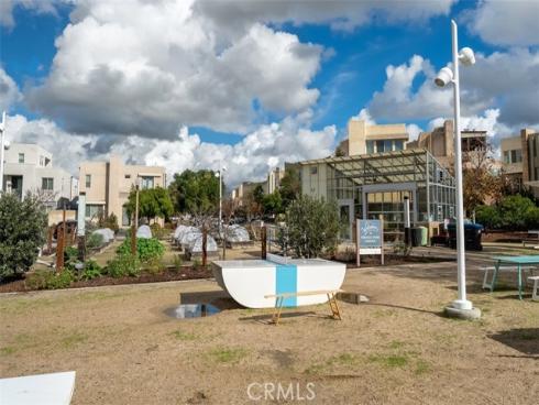 169  Carmine  , Irvine, CA