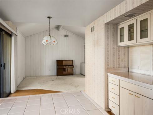 1 Falling Leaf , Irvine, CA