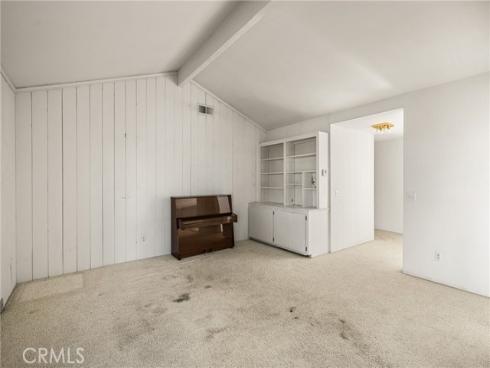 1 Falling Leaf , Irvine, CA