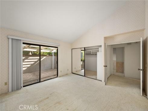 1 Falling Leaf , Irvine, CA