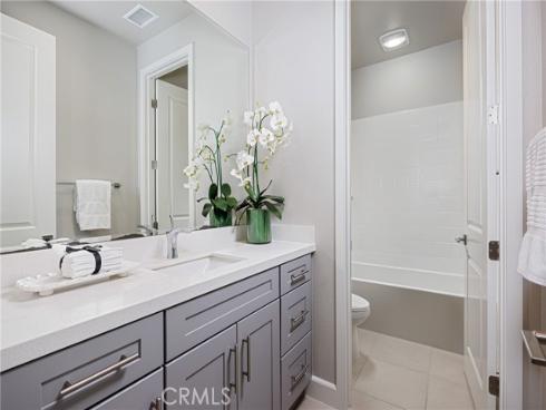 54 Granite Knoll , Irvine, CA