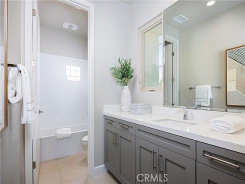 54 Granite Knoll , Irvine, CA