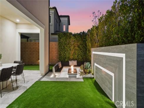 54 Granite Knoll , Irvine, CA