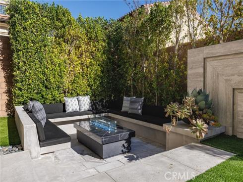 54 Granite Knoll , Irvine, CA