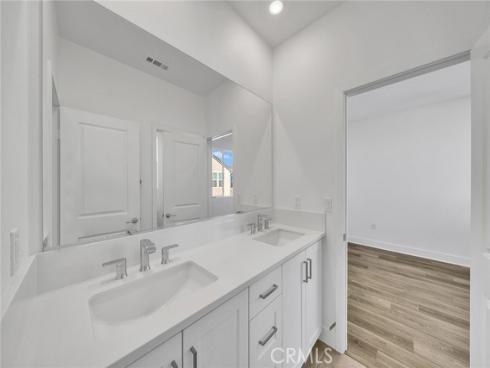 221  Longspur  , Irvine, CA