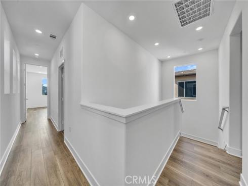 221  Longspur  , Irvine, CA