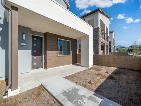 221  Longspur  , Irvine, CA