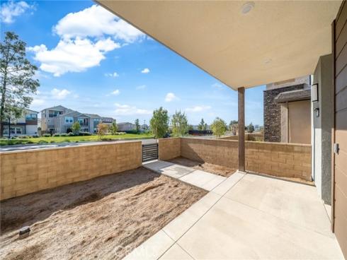 221  Longspur  , Irvine, CA