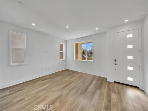 221  Longspur  , Irvine, CA