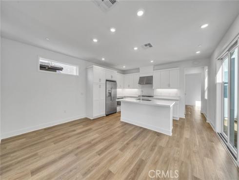 221  Longspur  , Irvine, CA