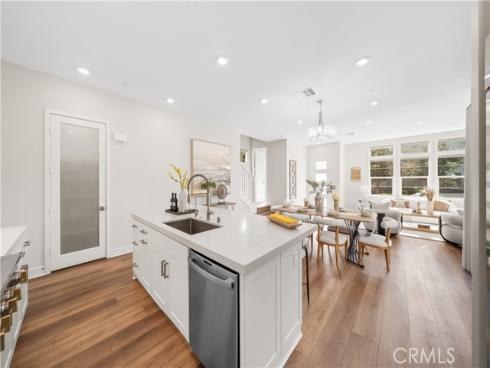 105  Chorus  , Irvine, CA