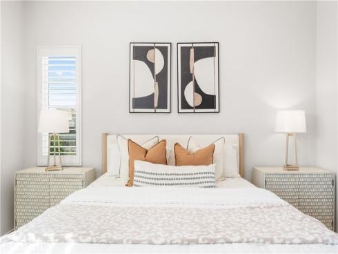 105  Chorus  , Irvine, CA