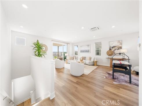 105  Chorus  , Irvine, CA