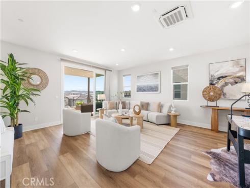 105  Chorus  , Irvine, CA