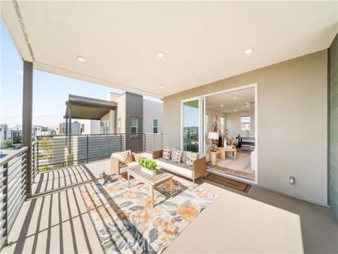 105  Chorus  , Irvine, CA