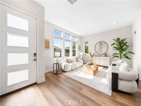 105  Chorus  , Irvine, CA