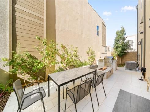 105  Chorus  , Irvine, CA