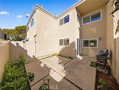 54  Kazan St #27  , Irvine, CA