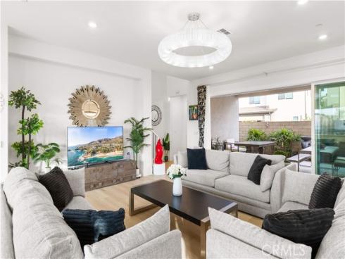 262 Sora , Irvine, CA