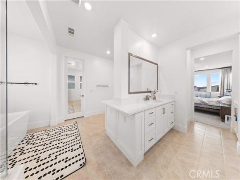 262 Sora , Irvine, CA