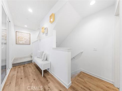 284 Novel , Irvine, CA