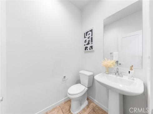 284 Novel , Irvine, CA