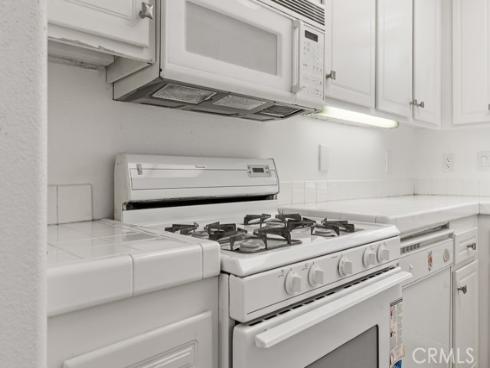 800  Solvay Aisle  , Irvine, CA