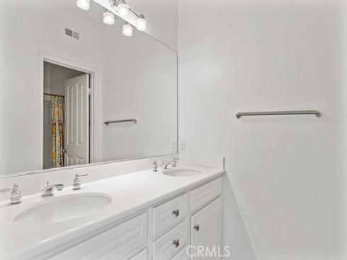 800  Solvay Aisle  , Irvine, CA