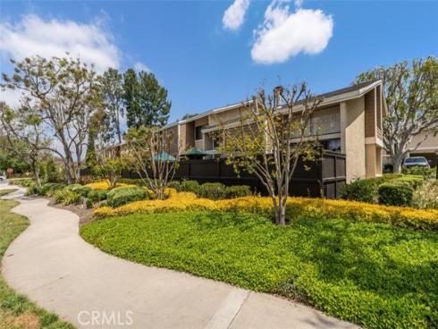 26 Lakepines , Irvine, CA