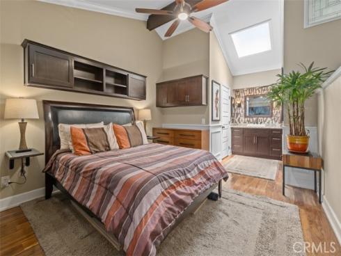 26 Lakepines , Irvine, CA