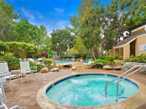 26 Lakepines , Irvine, CA