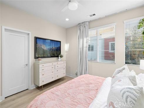 163 Tenor , Irvine, CA