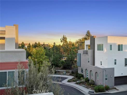 163 Tenor , Irvine, CA