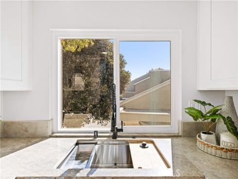 369  Deerfield Ave  35 , Irvine, CA