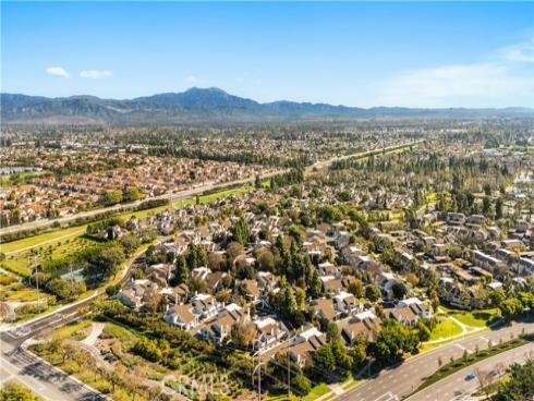 369  Deerfield Ave  35 , Irvine, CA
