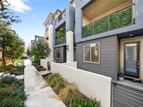 132  Abacus  , Irvine, CA