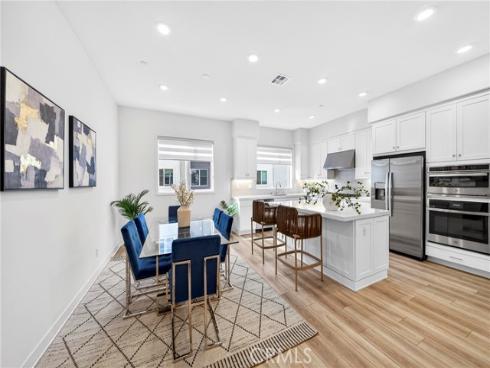 132  Abacus  , Irvine, CA