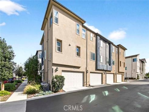 132  Abacus  , Irvine, CA