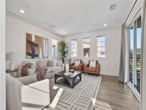 140 Yugen , Irvine, CA