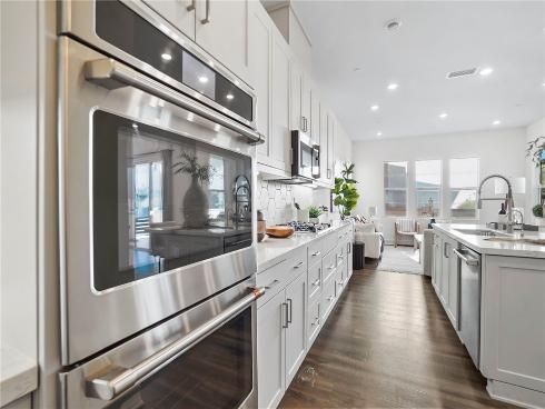 140 Yugen , Irvine, CA